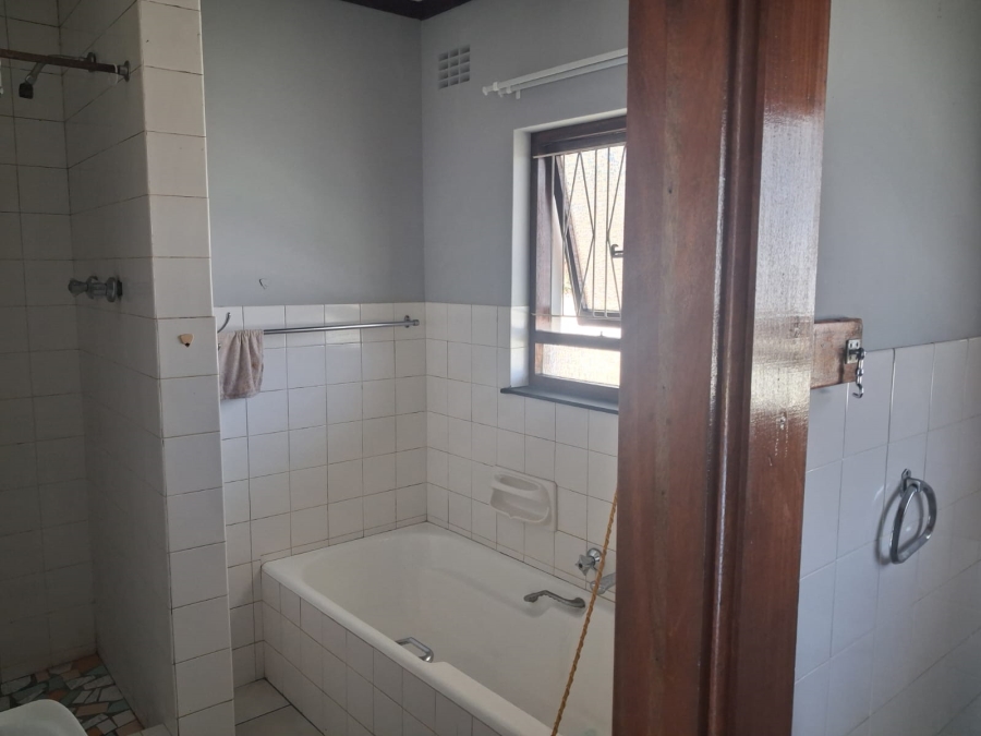 To Let 3 Bedroom Property for Rent in Amalinda Eastern Cape
